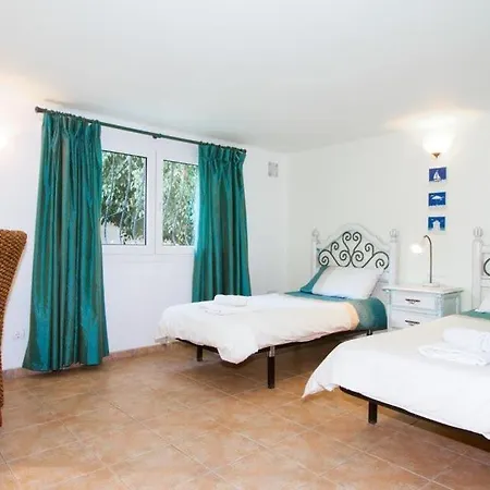 Puerto Del Carmen Sleeps 8 Pool Air Con Wifi * Пуэрто дель Кармен